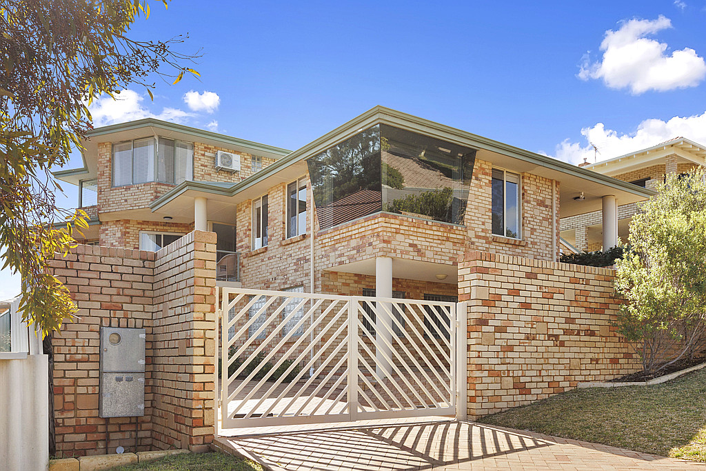 21 Arlington Loop, Coogee WA, Coogee - Thumbnail 2