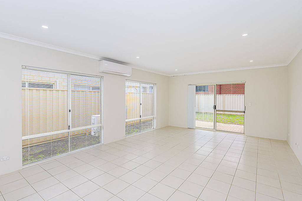 6 Benfleet Drive, Butler WA, Butler - Thumbnail 3