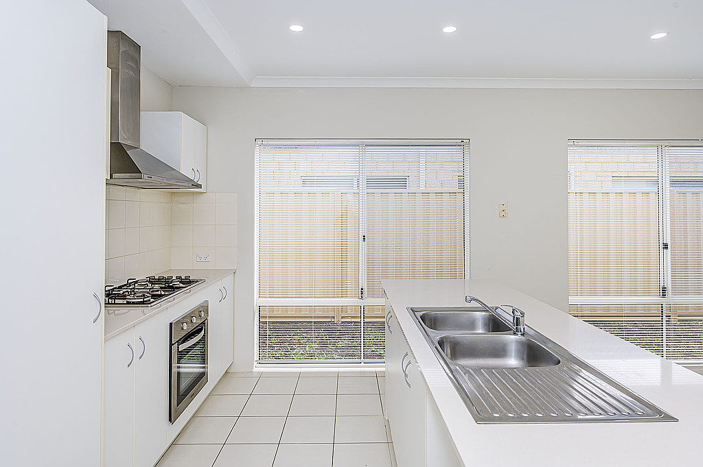 6 Benfleet Drive, Butler WA, Butler - Thumbnail 5