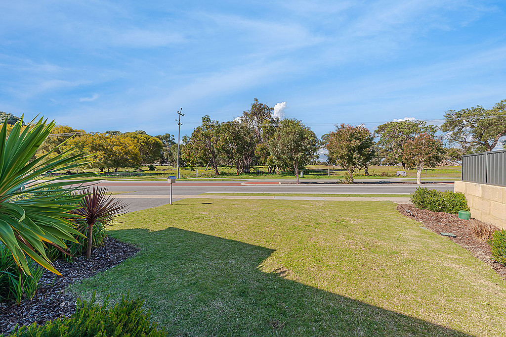 117 Duffy Terrace, Woodvale WA, Woodvale - Thumbnail 3