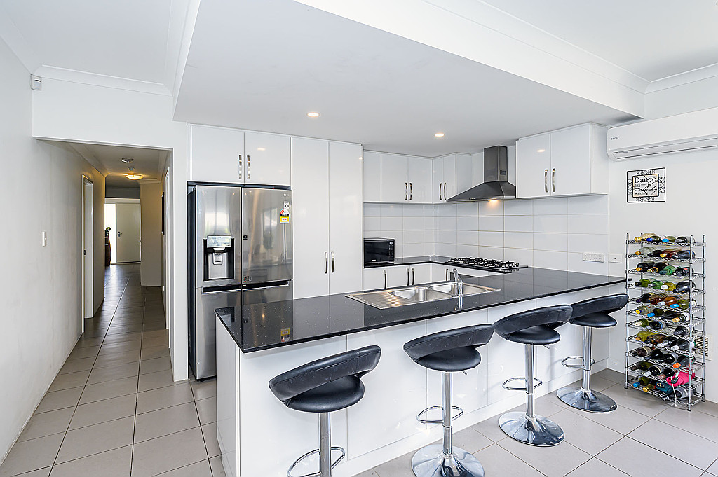 9 Piara Court, Woodvale WA, Woodvale - Thumbnail 3