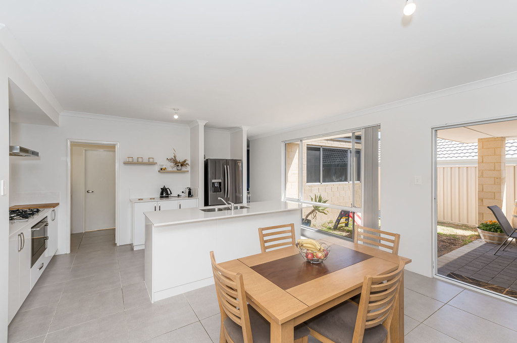 8 Canberra Avenue, Landsdale WA, Landsdale - Thumbnail 7