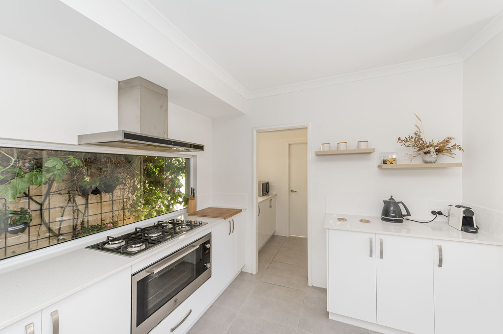 8 Canberra Avenue, Landsdale WA, Landsdale - Thumbnail 8