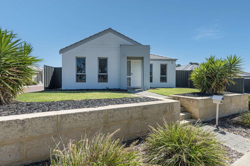 115 Duffy Terrace, Woodvale WA, Woodvale - Thumbnail 2