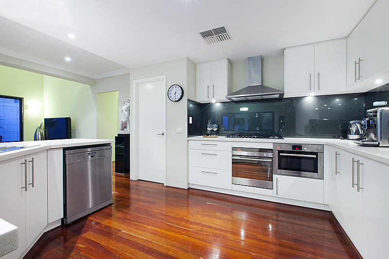 8 Ethel Street, Watermans Bay WA, Watermans Bay - Thumbnail 8