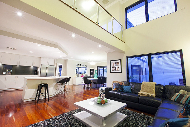 8 Ethel Street, Watermans Bay WA, Watermans Bay - Thumbnail 3