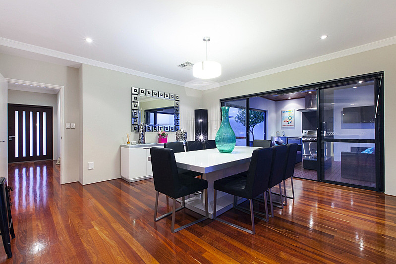 8 Ethel Street, Watermans Bay WA, Watermans Bay - Thumbnail 4