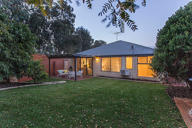 5 Silvergum Close, Stirling WA, Stirling - Thumbnail 3