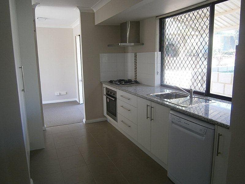 16 Balanus, Heathridge WA, Heathridge - Thumbnail 6