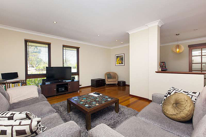 29 Elderslie Way, Duncraig WA, Duncraig - Thumbnail 3