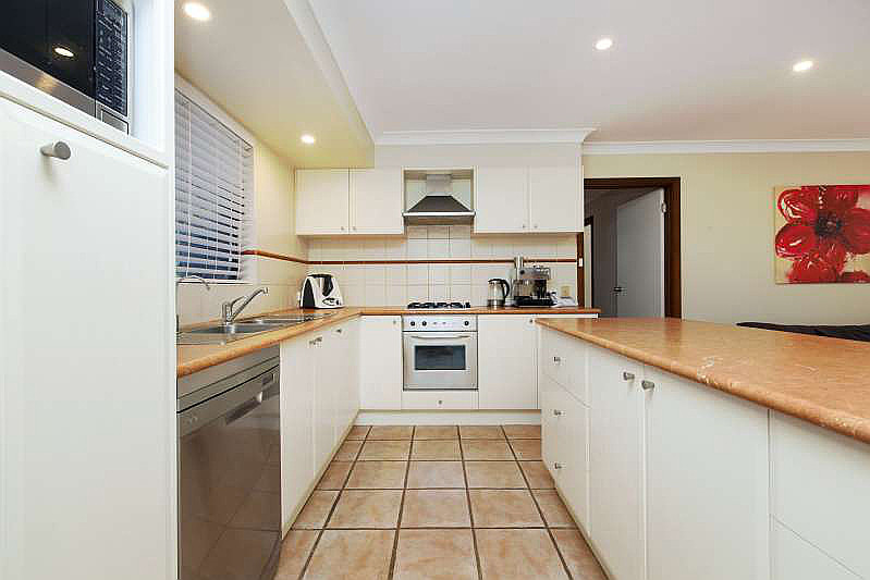 29 Elderslie Way, Duncraig WA, Duncraig - Thumbnail 6