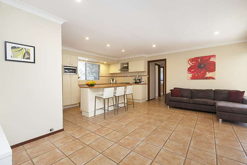 29 Elderslie Way, Duncraig WA, Duncraig - Thumbnail 5