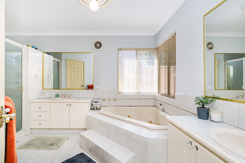 22 Dennison Drive, Ocean Reef WA, Ocean Reef - Thumbnail 6