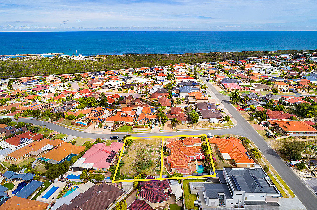 20 Dennison Drive, Ocean Reef WA, Ocean Reef - Thumbnail 2