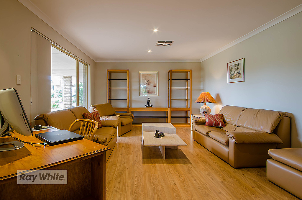 18 Asquith Court, Greenwood WA, Greenwood - Thumbnail 4