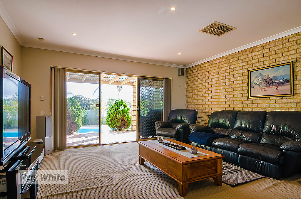 18 Asquith Court, Greenwood WA, Greenwood - Thumbnail 7