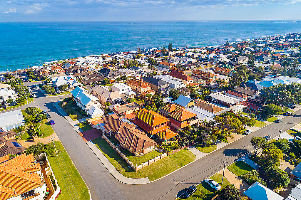 24 Haysom Street, Trigg WA, Trigg - Thumbnail 4