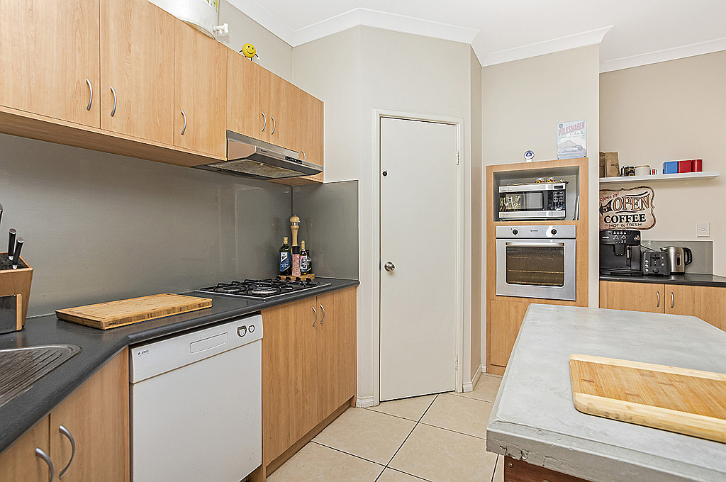 16 Monet Drive, Ashby WA, Ashby - Thumbnail 8