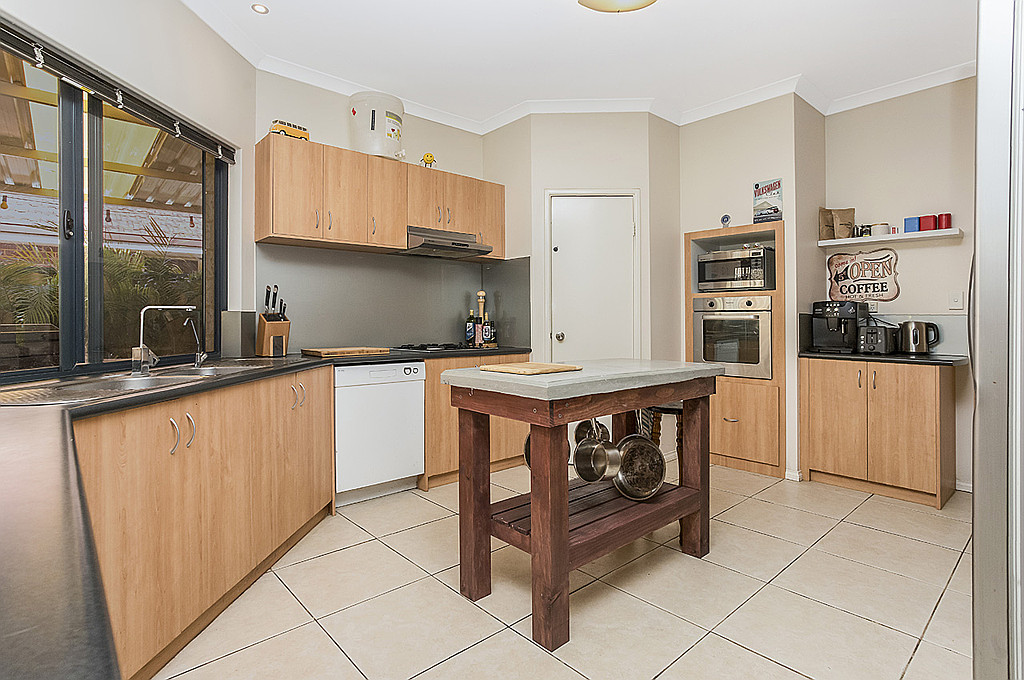 16 Monet Drive, Ashby WA, Ashby - Thumbnail 7