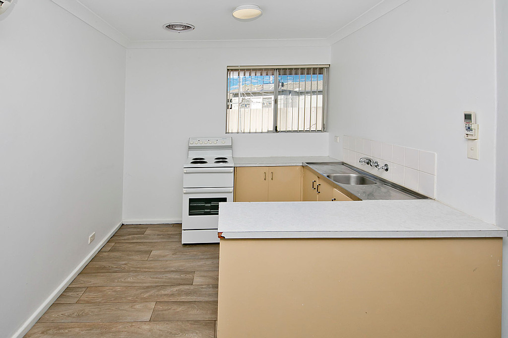 7B Camelia Court, Greenwood WA, Greenwood - Thumbnail 6