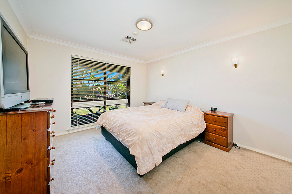 8 Bonsall Place, Carine WA, Carine - Thumbnail 8
