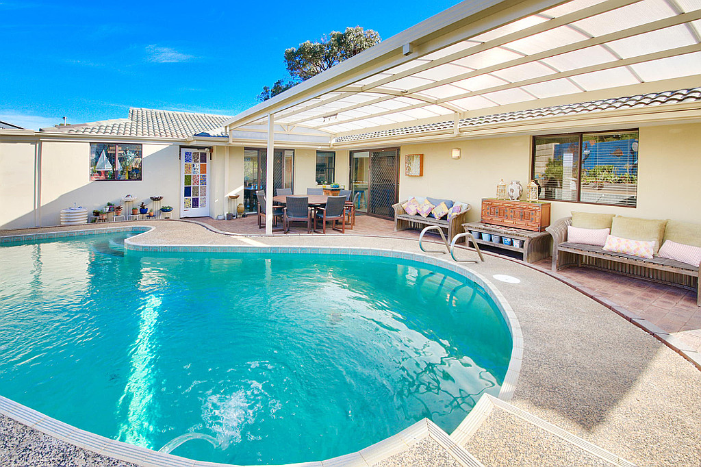 8 Bonsall Place, Carine WA, Carine - Thumbnail 2