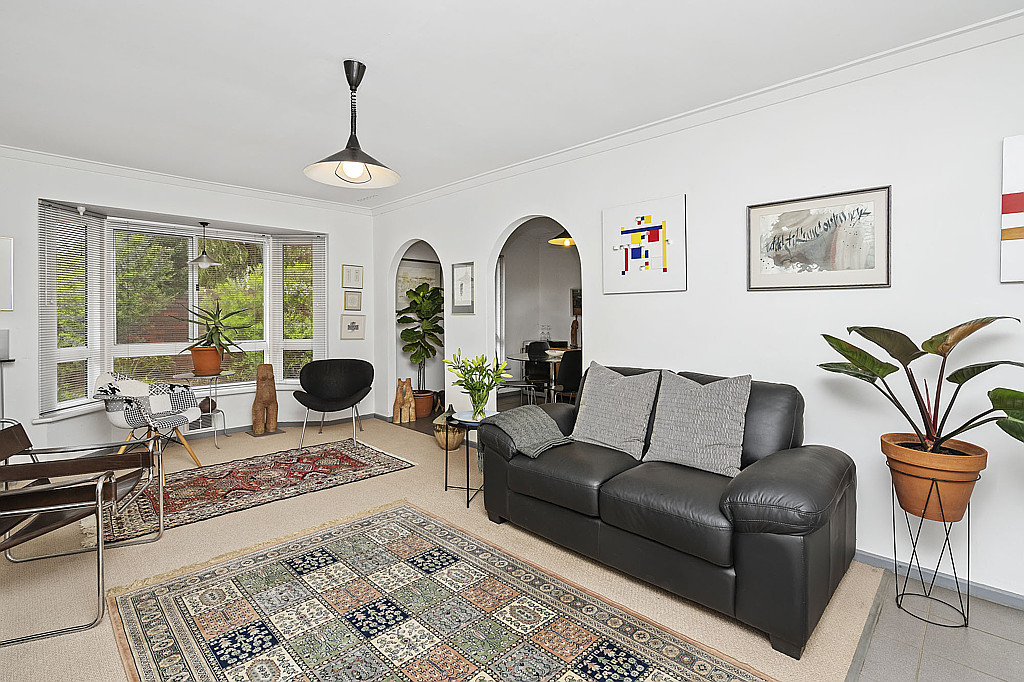 28 Lambertia Street, Greenwood WA, Greenwood - Thumbnail 2