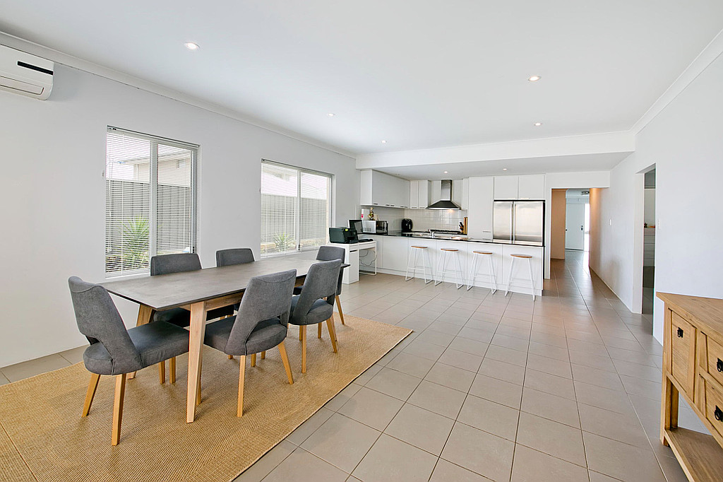 19 Donatello Drive, Landsdale WA, Landsdale - Thumbnail 7
