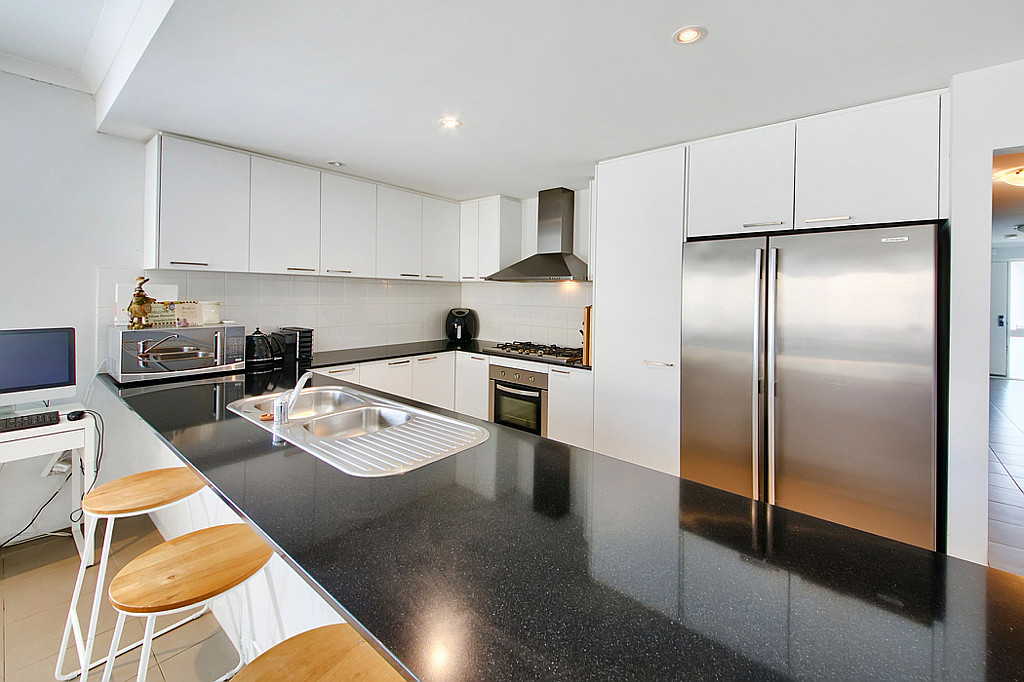 19 Donatello Drive, Landsdale WA, Landsdale - Thumbnail 2