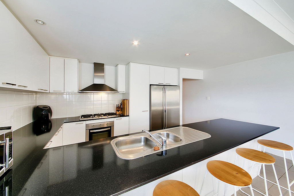 19 Donatello Drive, Landsdale WA, Landsdale - Thumbnail 3