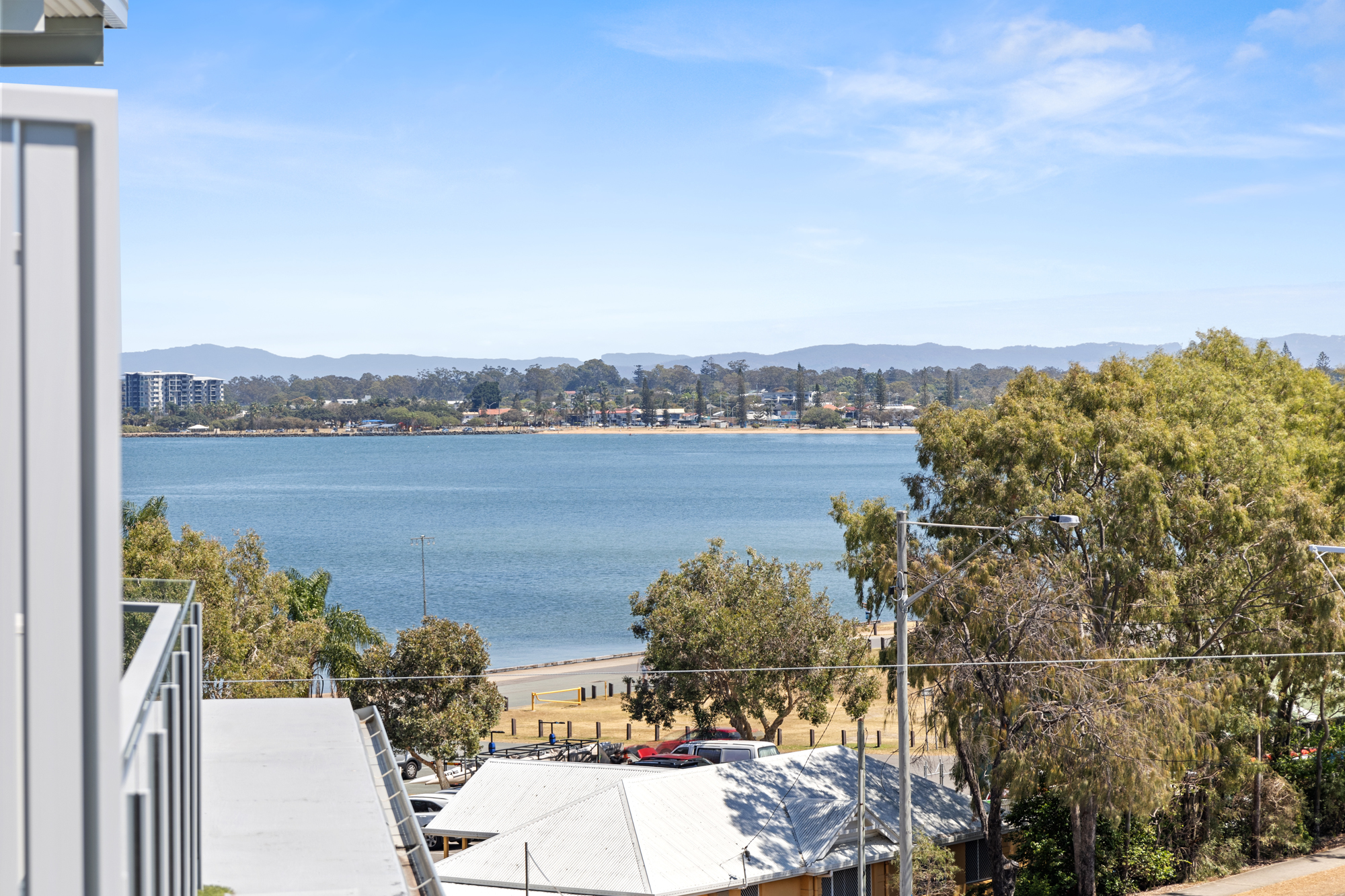 56 Oxley Avenue, Woody Point - Thumbnail 4