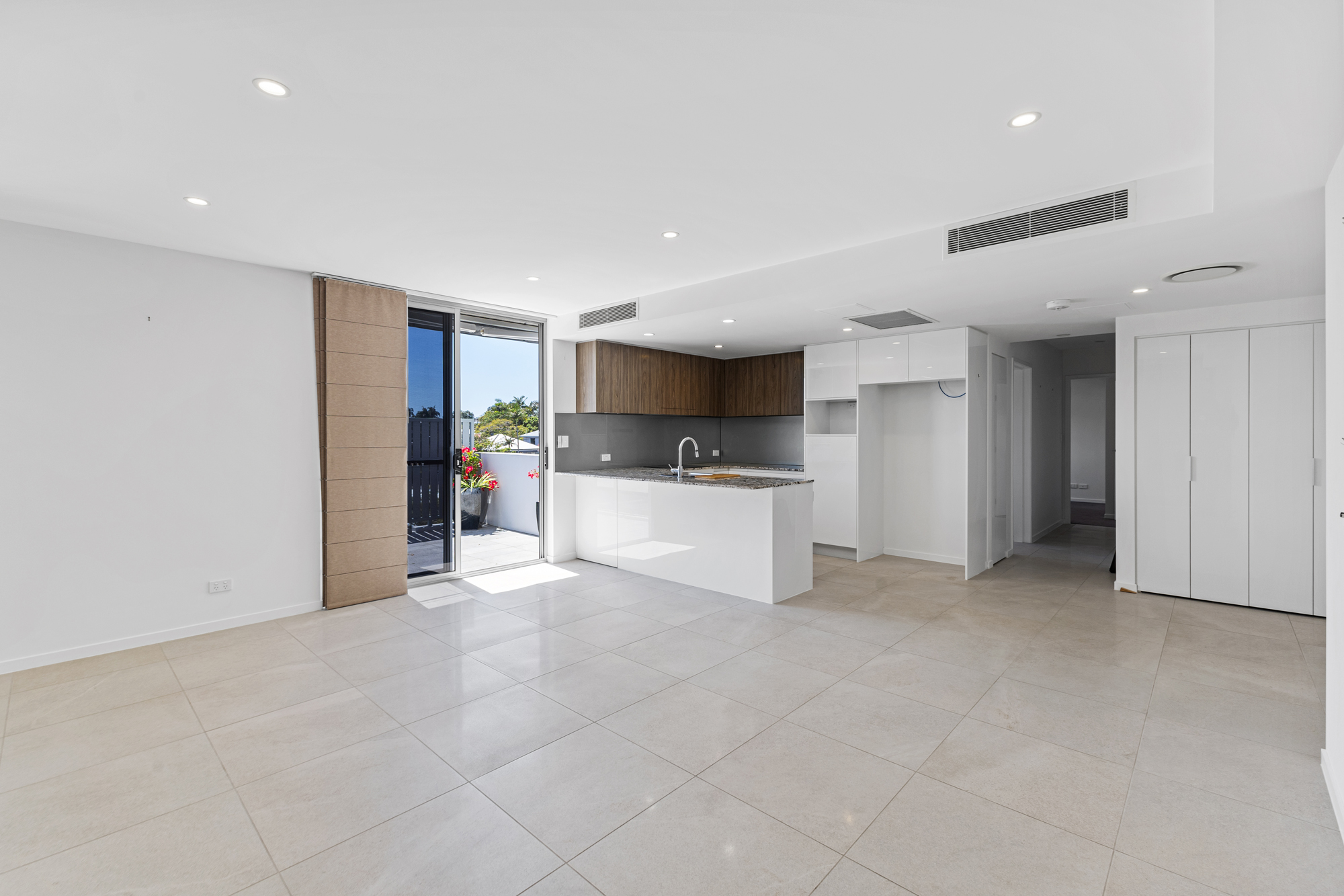 56 Oxley Avenue, Woody Point - Thumbnail 7