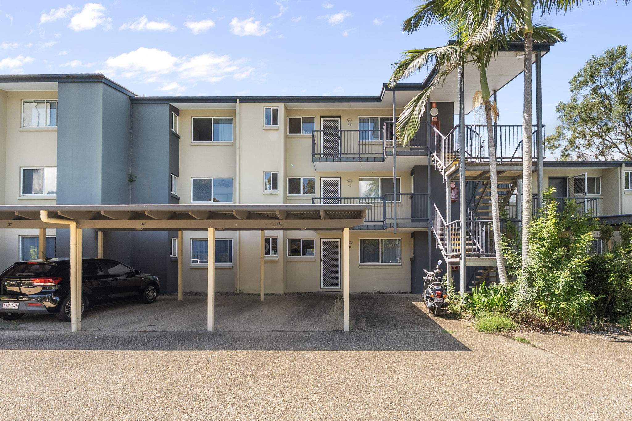 66 University Drive, Meadowbrook - Thumbnail 2