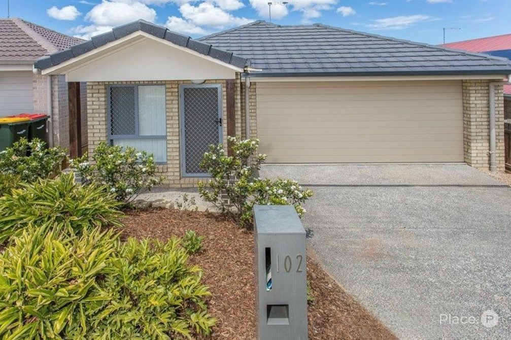 102 Surround Street, Dakabin - Image 1