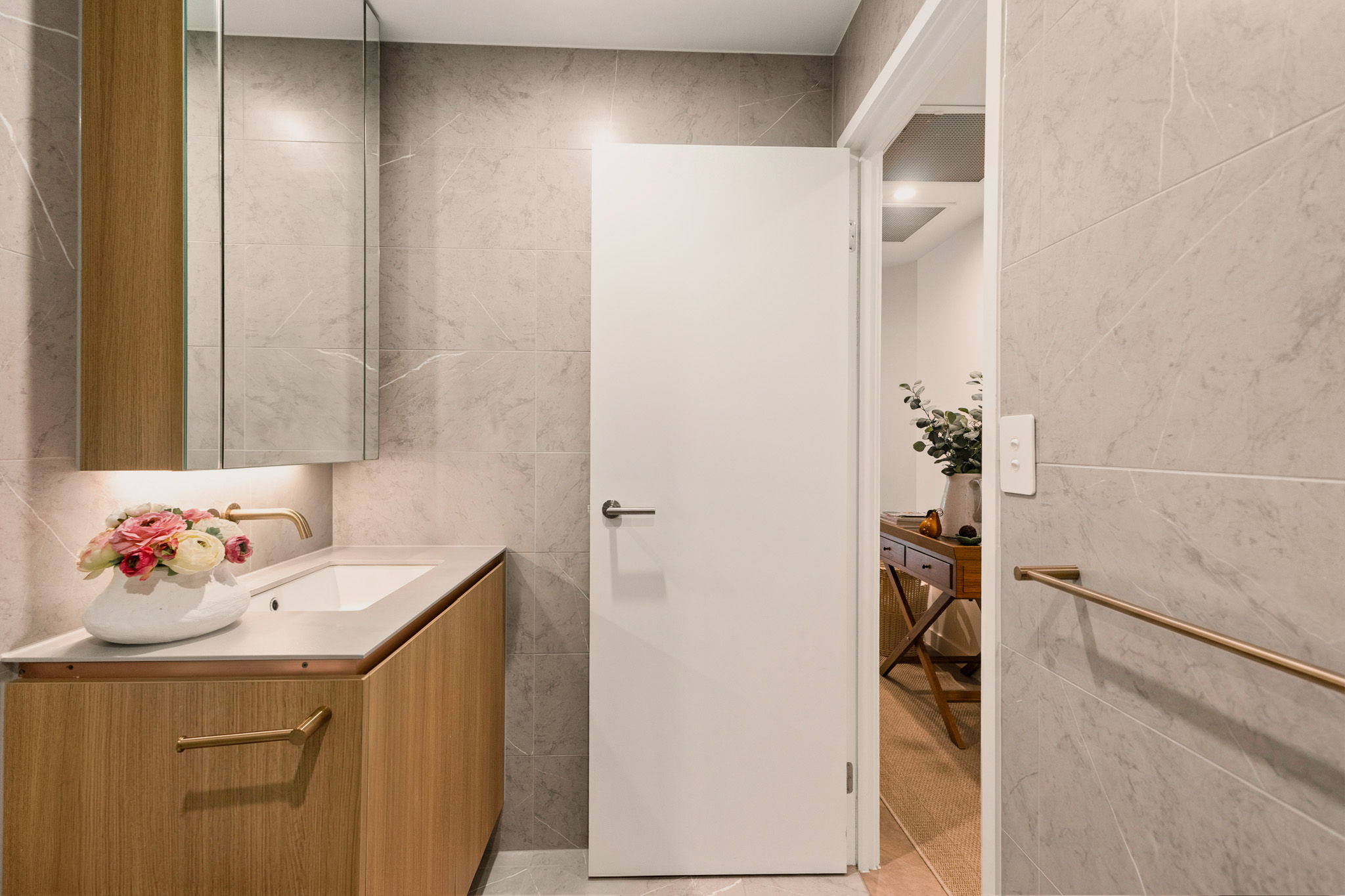 66 Lambert Street, Kangaroo Point - Thumbnail 8