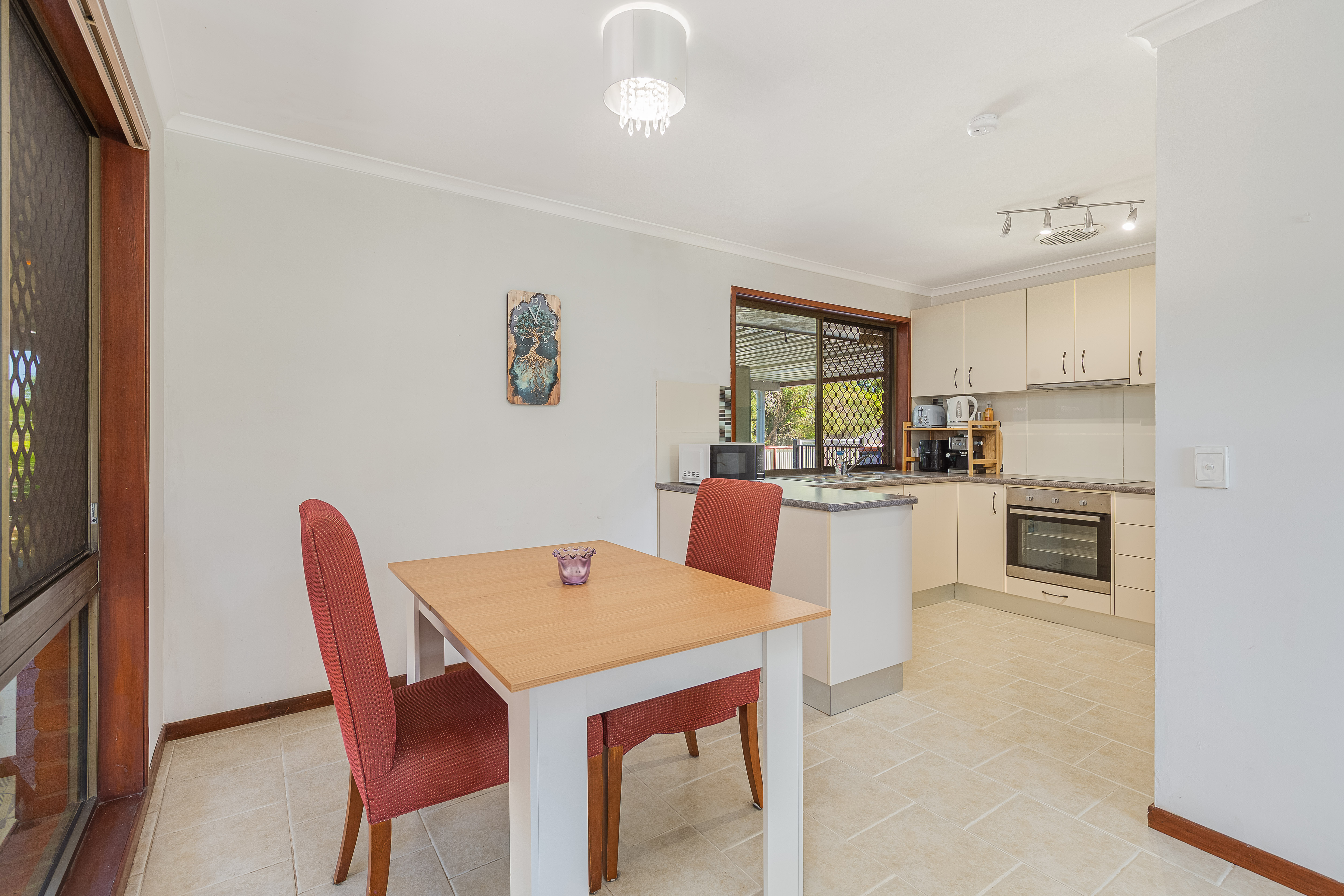13 Dracon Street, Regents Park - Thumbnail 8