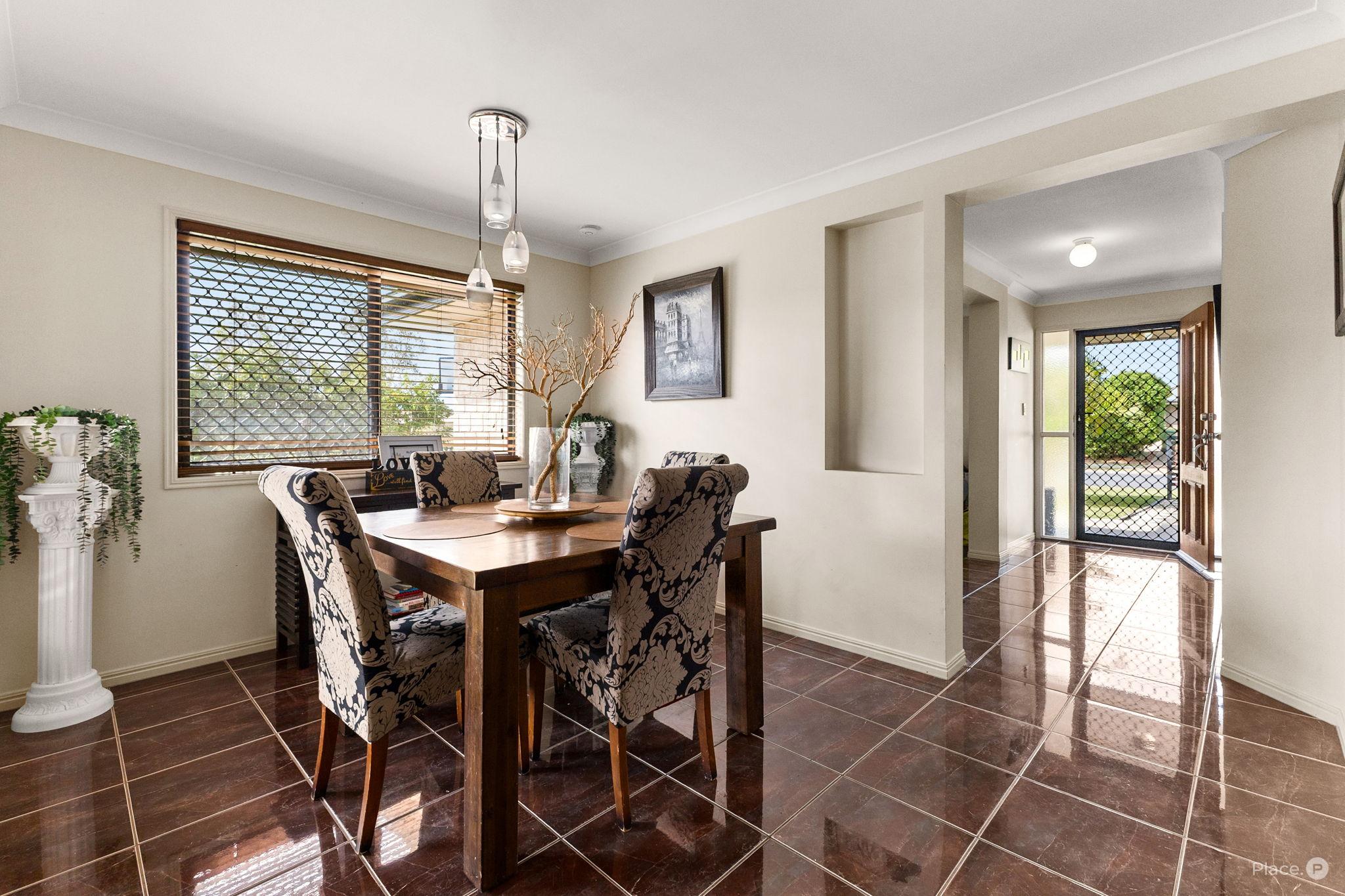 19 Tedar Close, Bellmere - Thumbnail 4