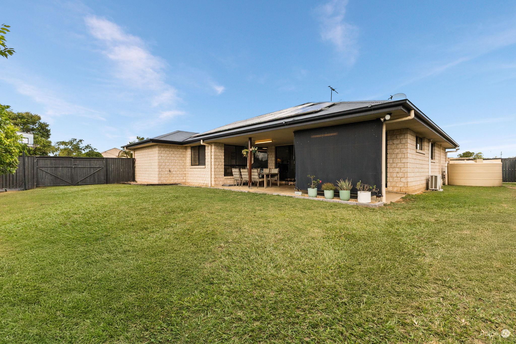 19 Tedar Close, Bellmere - Thumbnail 2