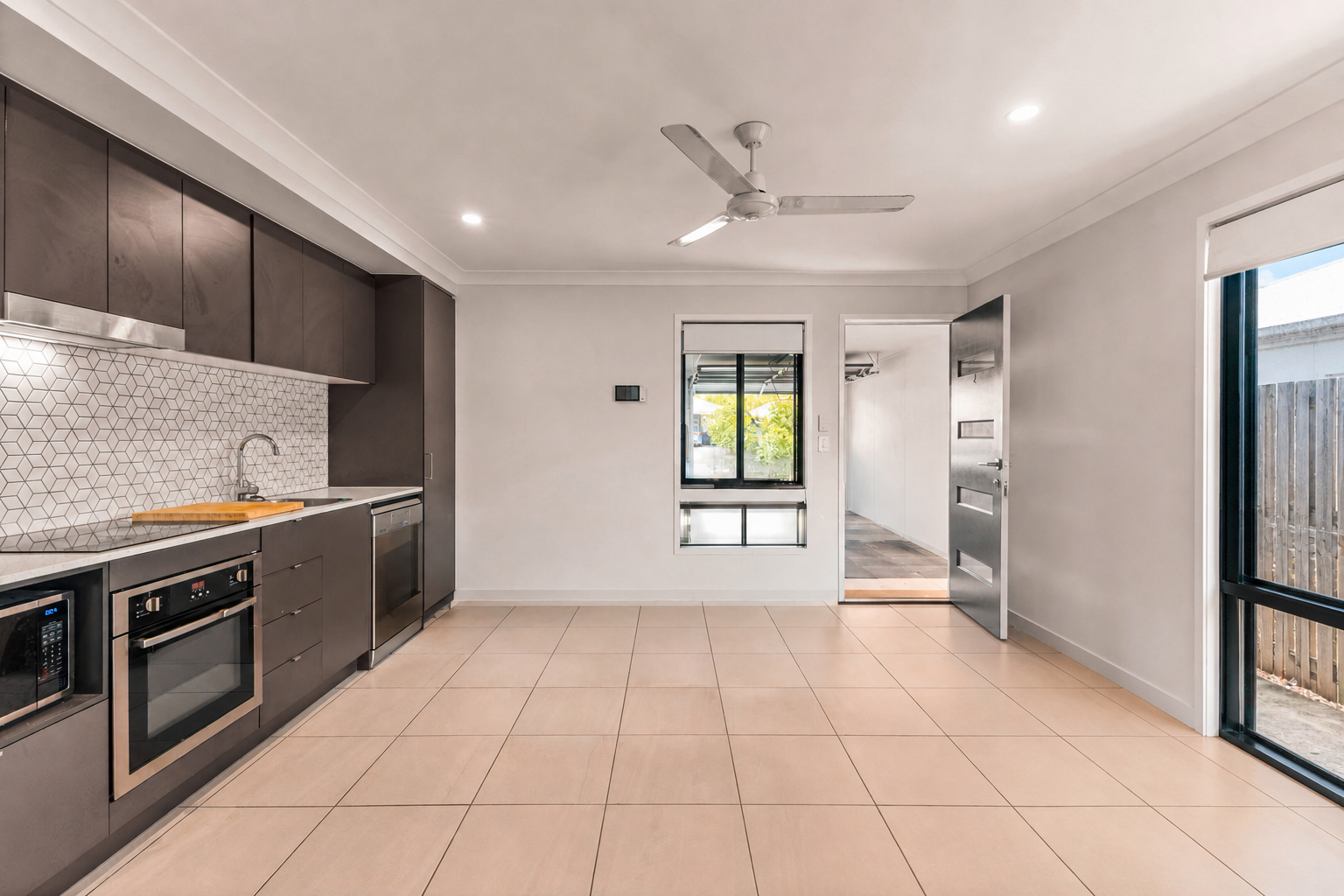 50 Bisschop Street, Deception Bay - Thumbnail 2
