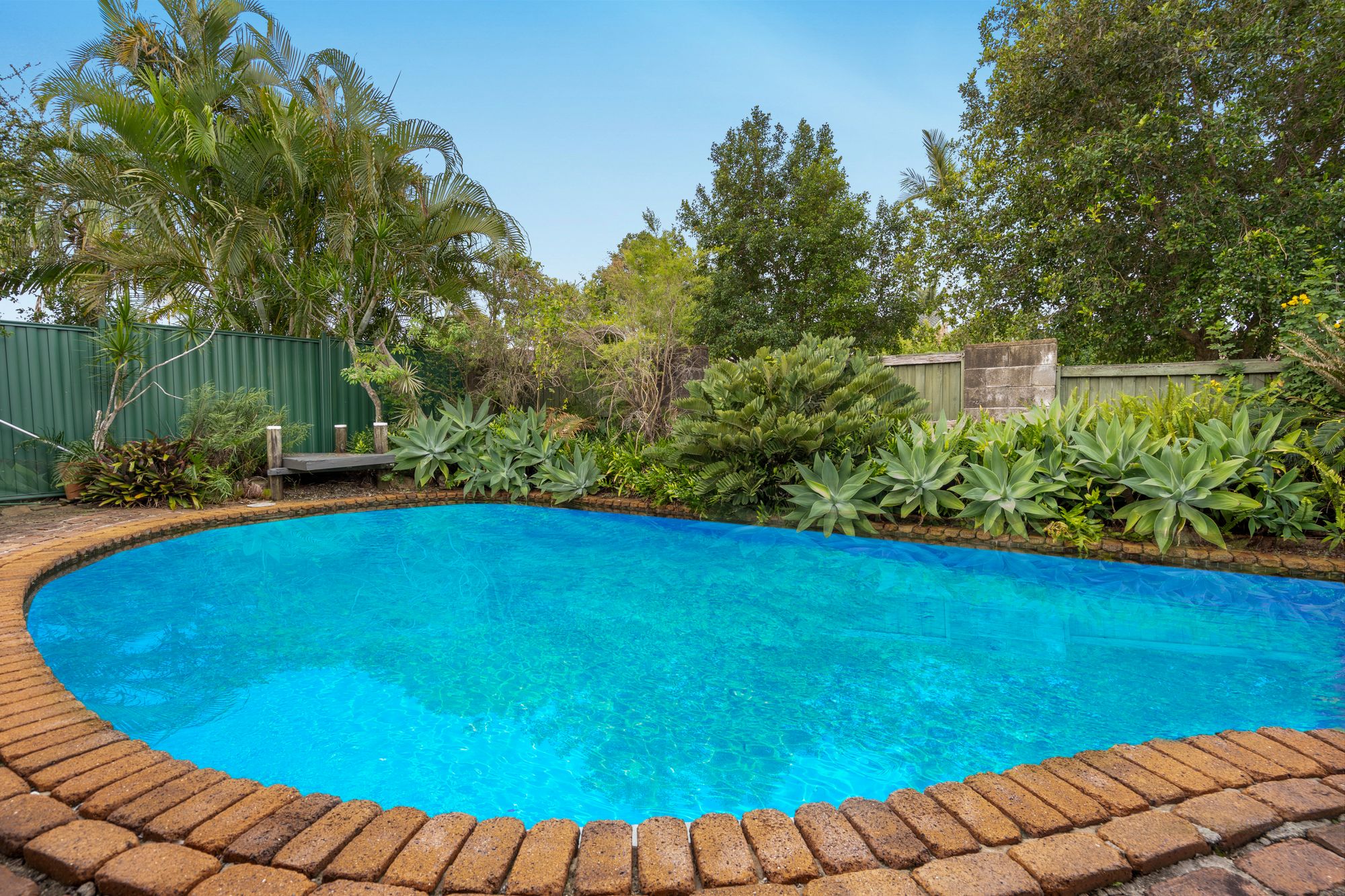 24 Tonlegee Street, Ferny Grove - Image 1