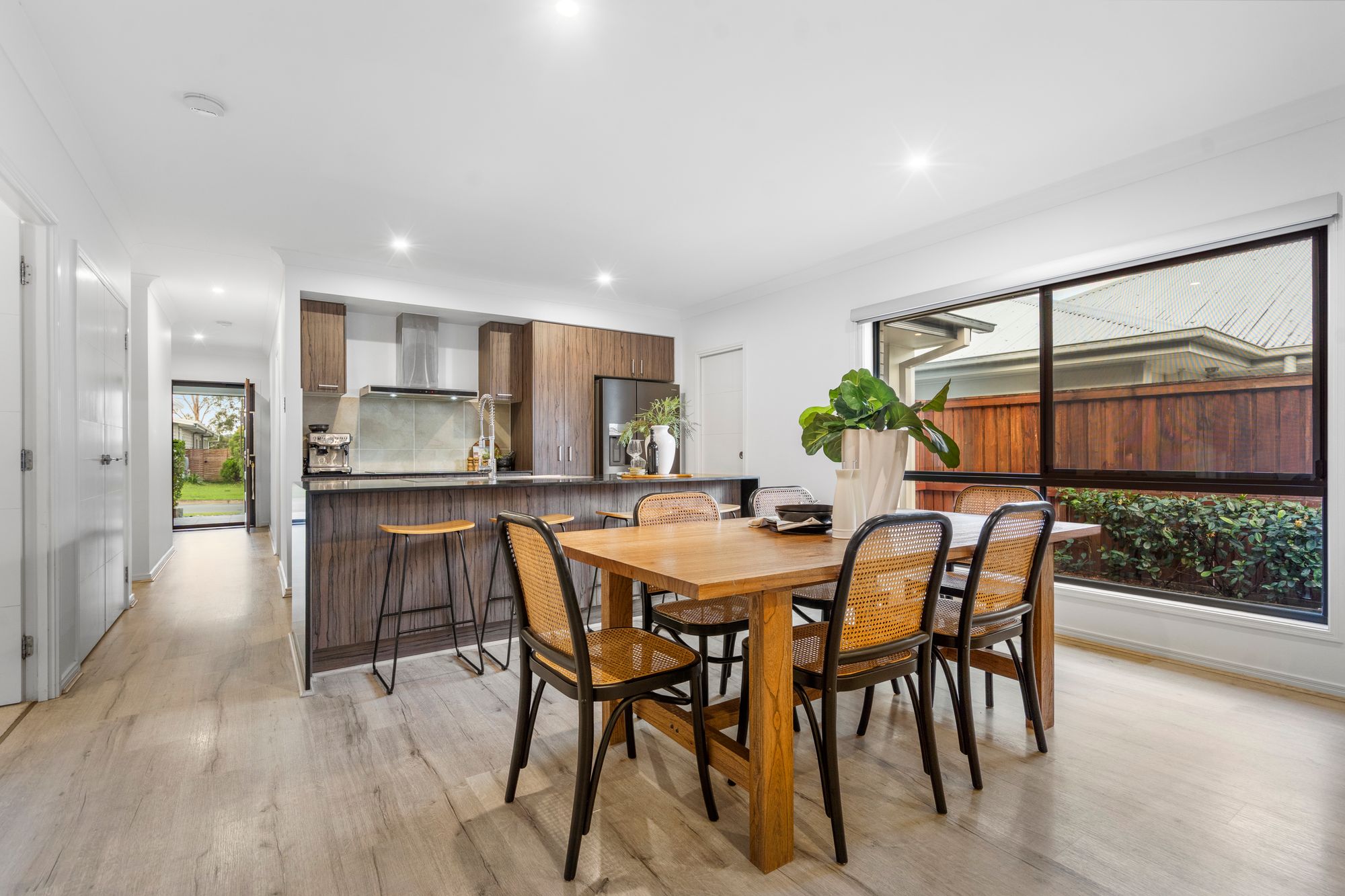 86 Lomond Circuit, Upper Kedron - Thumbnail 6