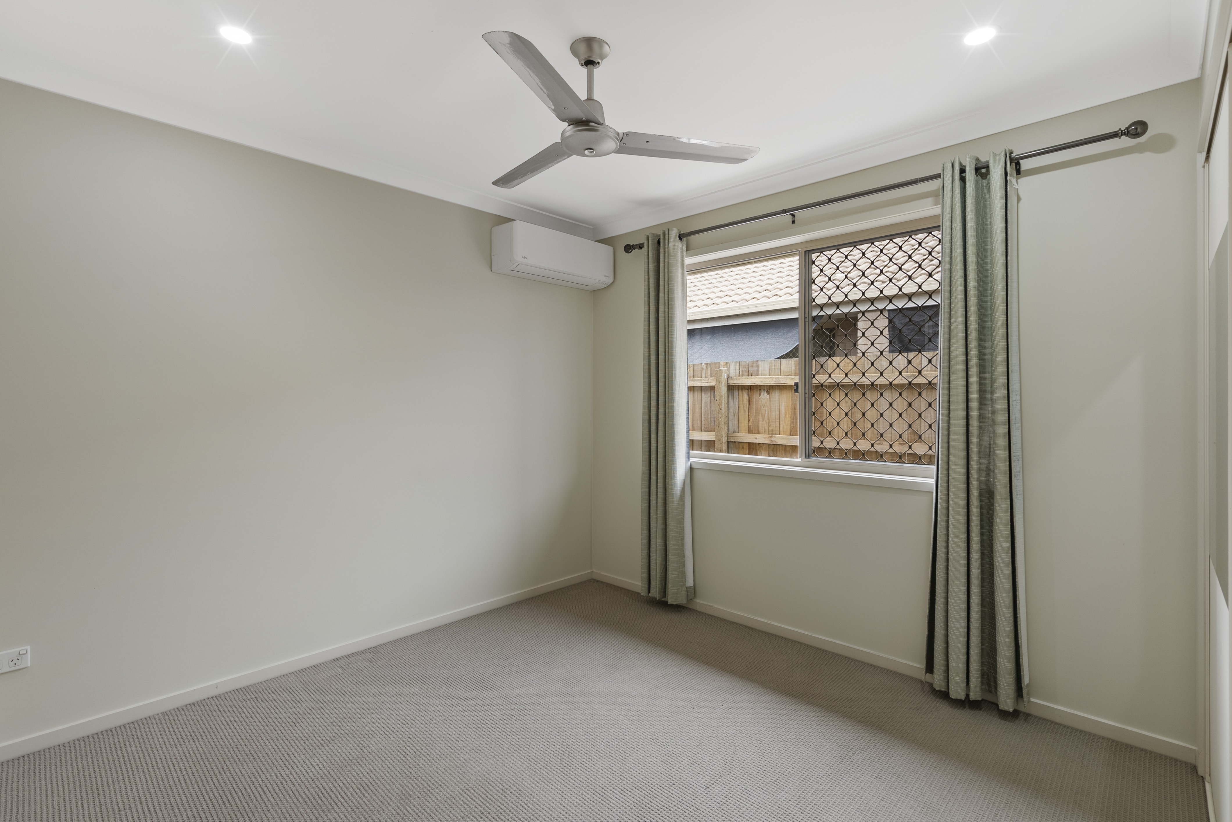 24 Miers Crescent, Murrumba Downs - Thumbnail 5