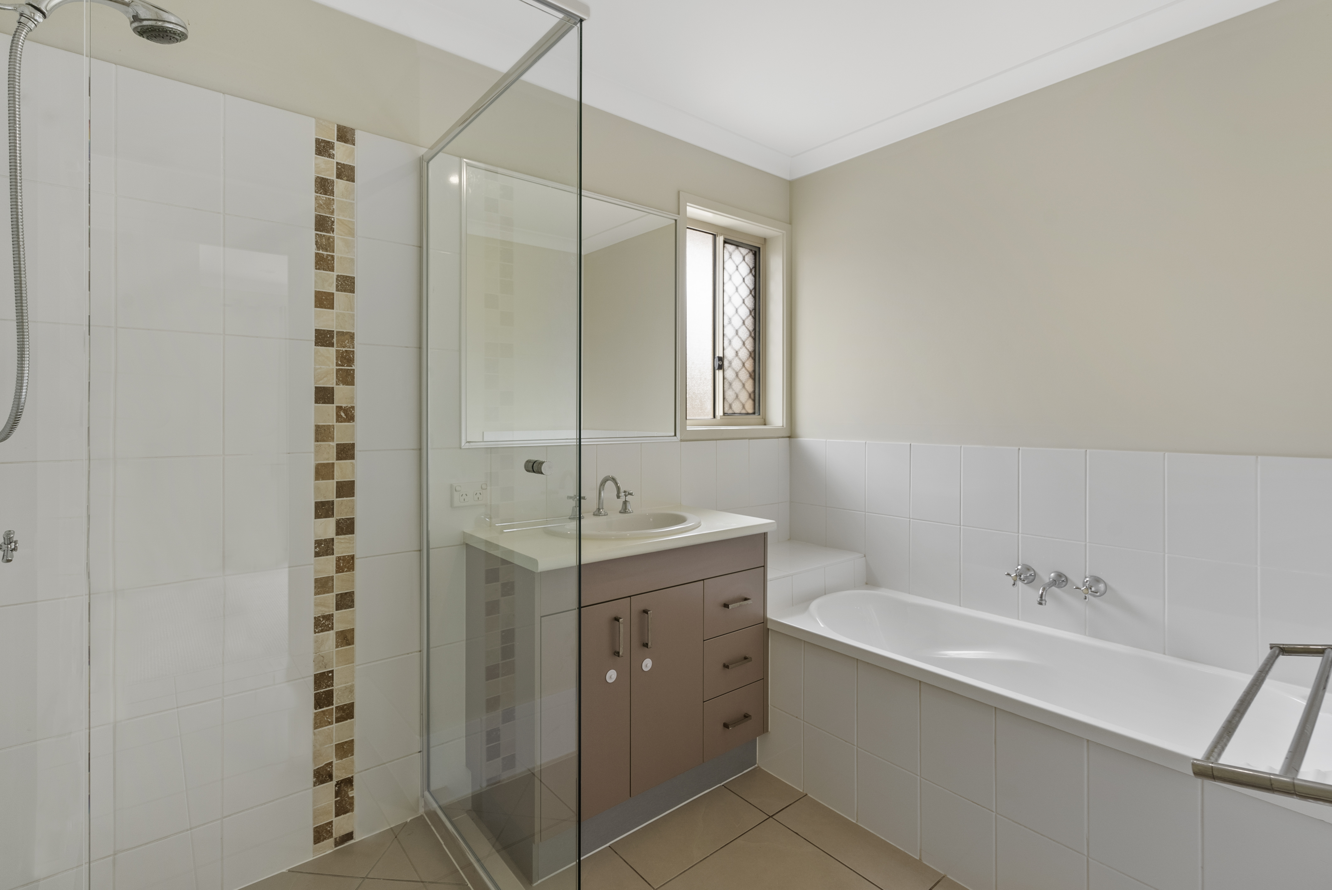24 Miers Crescent, Murrumba Downs - Thumbnail 6