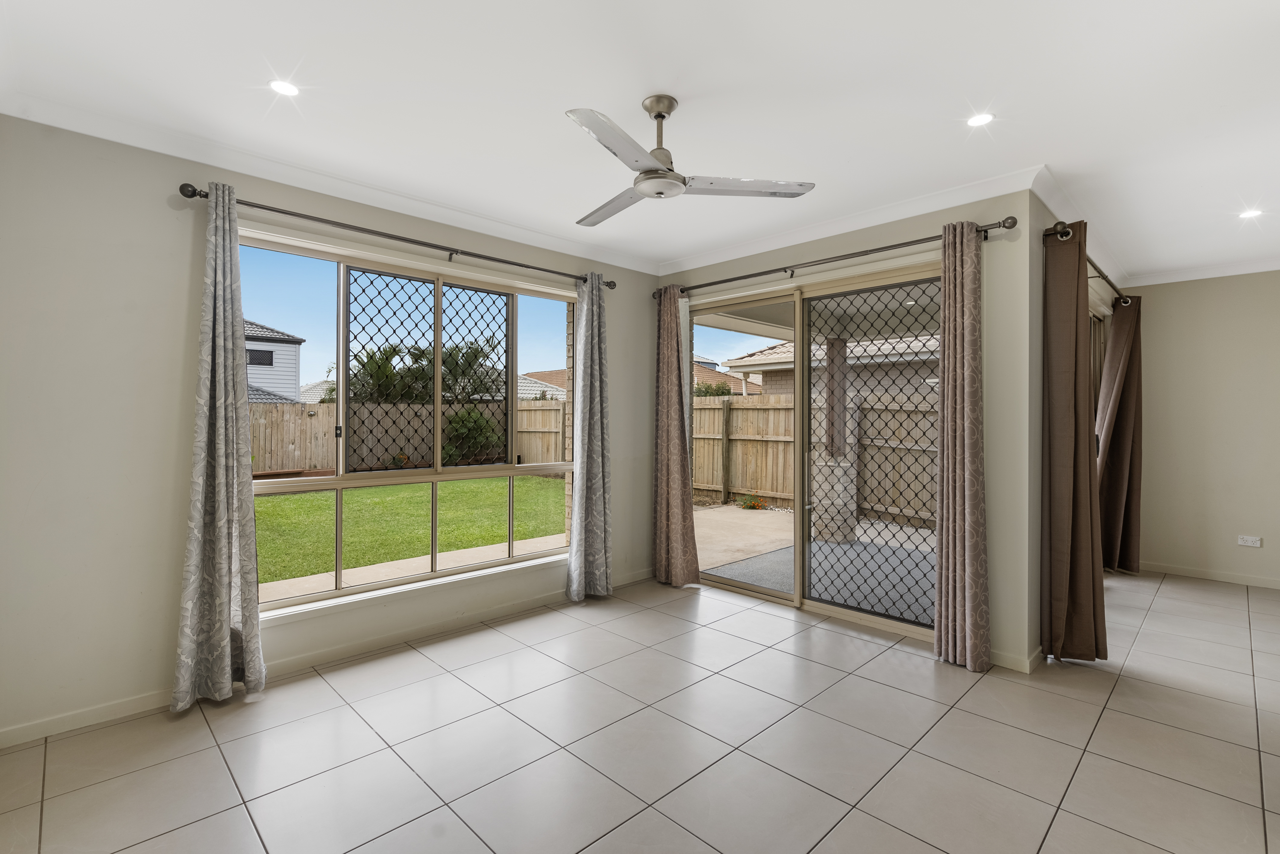 24 Miers Crescent, Murrumba Downs - Thumbnail 7