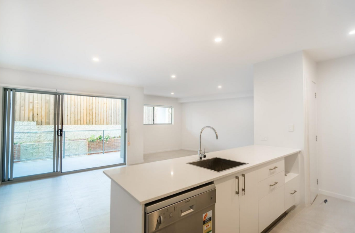 66 Gamelin Crescent, Stafford - Thumbnail 3