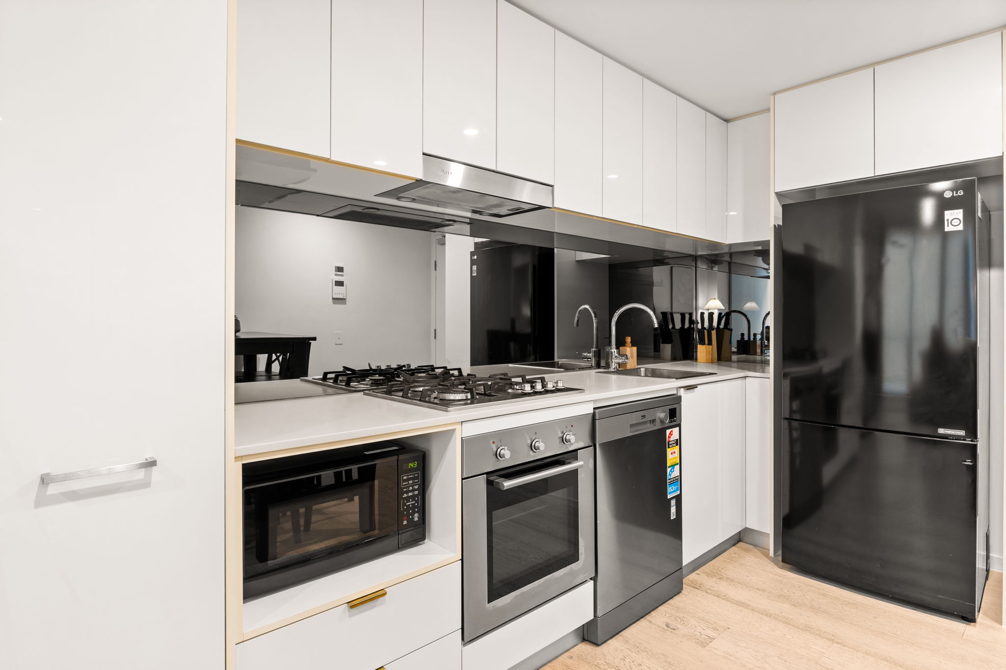 28 Merivale Street, South Brisbane - Thumbnail 3