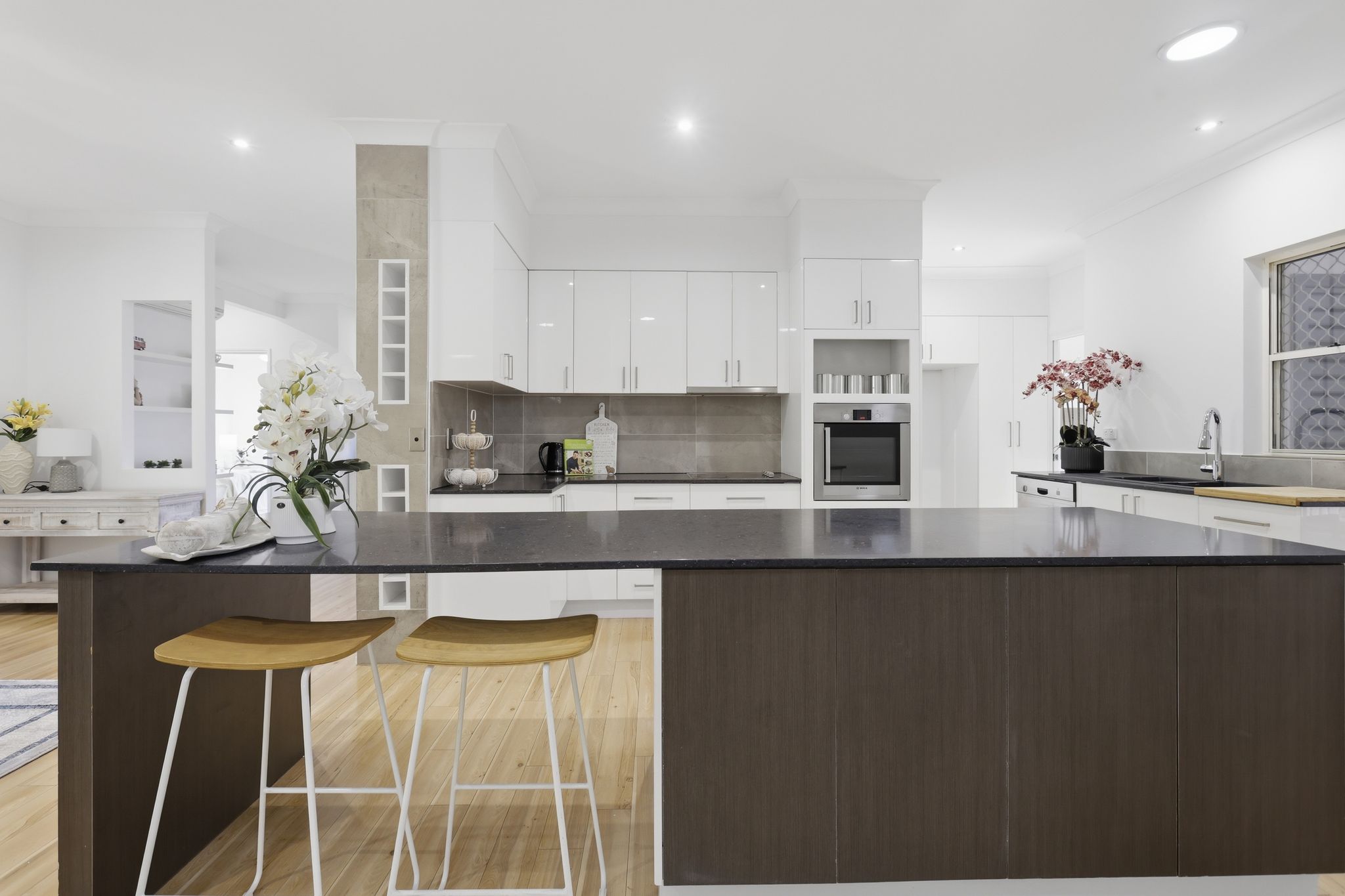 45 Castle Hill Drive, Murrumba Downs - Thumbnail 2