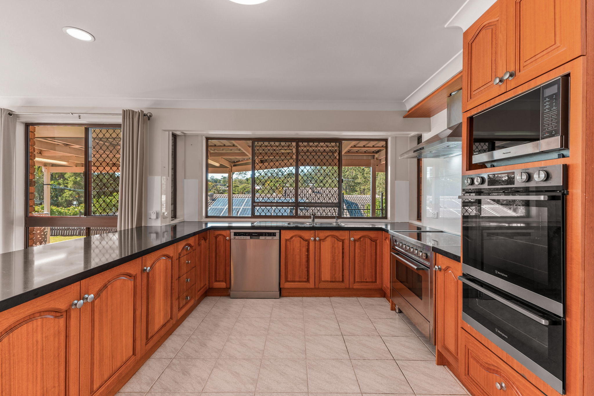 34 Thiess Drive, Albany Creek - Thumbnail 3