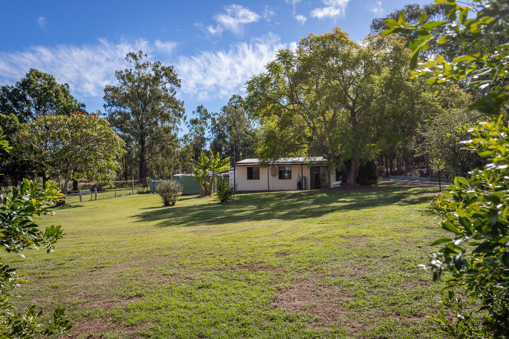 35B Jahn Drive, Glenore Grove - Thumbnail 2