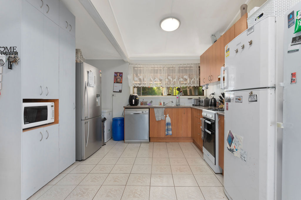35B Jahn Drive, Glenore Grove - Thumbnail 5